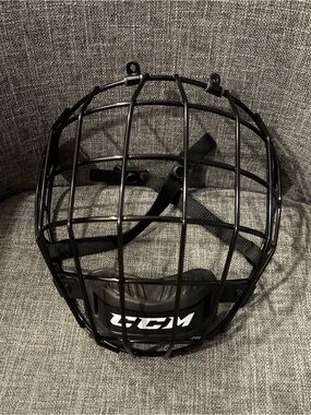 CCM FM580 Hockey Face Mask Cage Senior Large Black